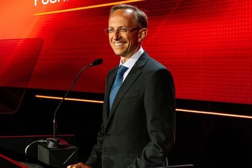 El CEO de Ferrari frena la euforia: "Dos podios seguidos, s&iacute;, pero queda trabajo"