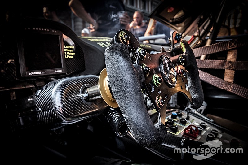 Bathurst safety concerns addressed with in-car warning system