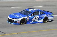 Kyle Larson fue el m&aacute;s veloz en la pr&aacute;ctica final en Richmond