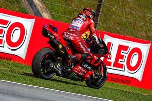 MotoGP: Michelin revela causa do abandono de Bagnaia no GP da Malásia