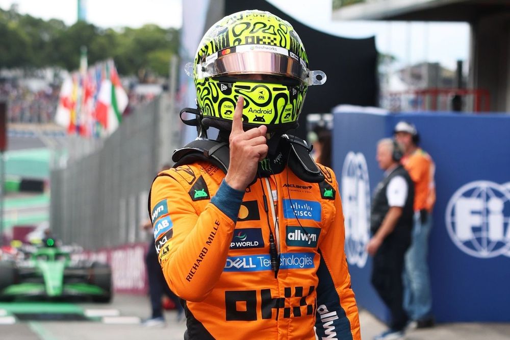 F1 レッドブル　角田裕毅　フェルスタッペン　カード　非売品 F1レッドブル角田裕毅/フェルスタッペン＆VCARBローソン/ハジャー