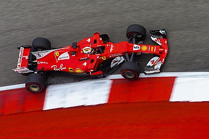 Vettel lamenta treino "bagunçado"