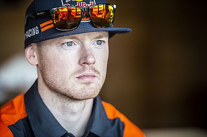 Sem lugar na MotoGP, Smith diz que pode se aposentar
