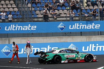 Відео: дві машини вщент розбились на старті гонки DTM на Лаузіцринзі