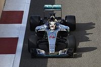 Hamilton se retira del test de Pirelli tras encontrarse indispuesto