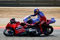 Bagnaia se disculpa con Alex Márquez tras sus palabras de Aragón