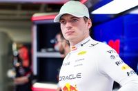 Verstappen tiene intención de quedarse en Red Bull "a no ser que pasen cosas raras"
