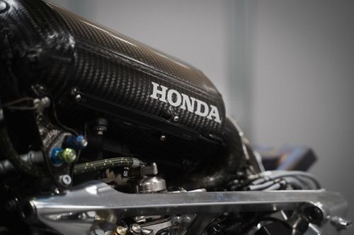 VÍDEO F1: Honda liga motor de 2026 e compartilha som pela primeira vez
