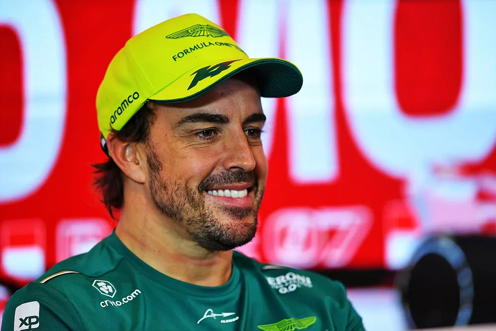 Fernando Alonso, Aston Martin F1 Team en la rueda de prensa 