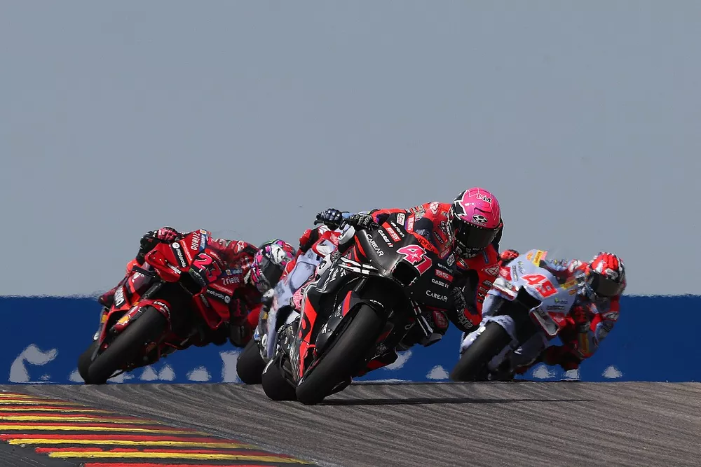 Aleix Espargaro, Aprilia Racing Team