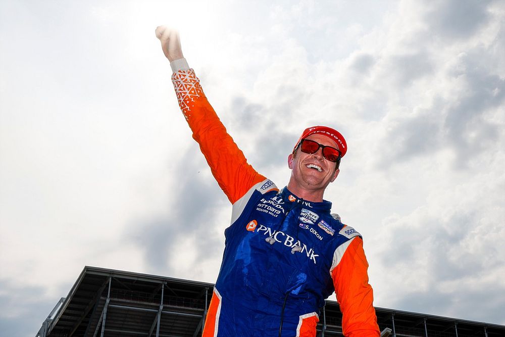 Ganador de la carrera Scott Dixon, Chip Ganassi Racing Honda