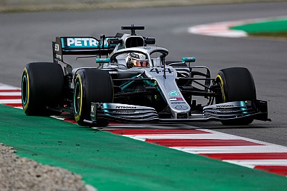 Mercedes, İspanya ve sonrasında konsept değişiklikleri olmasını bekliyor