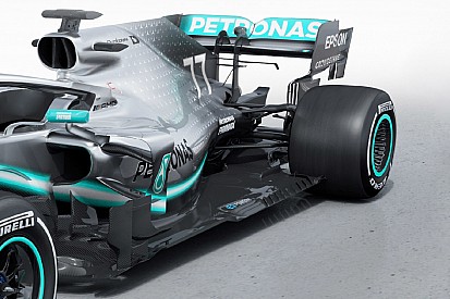 Karşılaştırma: 2018 Mercedes W09 ve 2019 W10