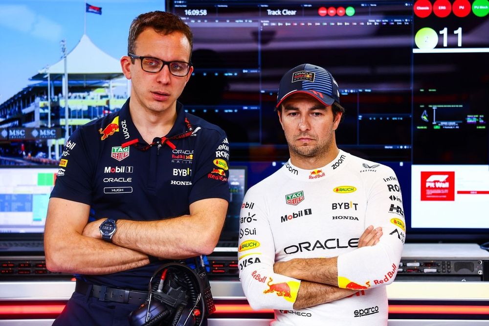 Sergio Perez, Red Bull Racing and race engineer Hugh Bird