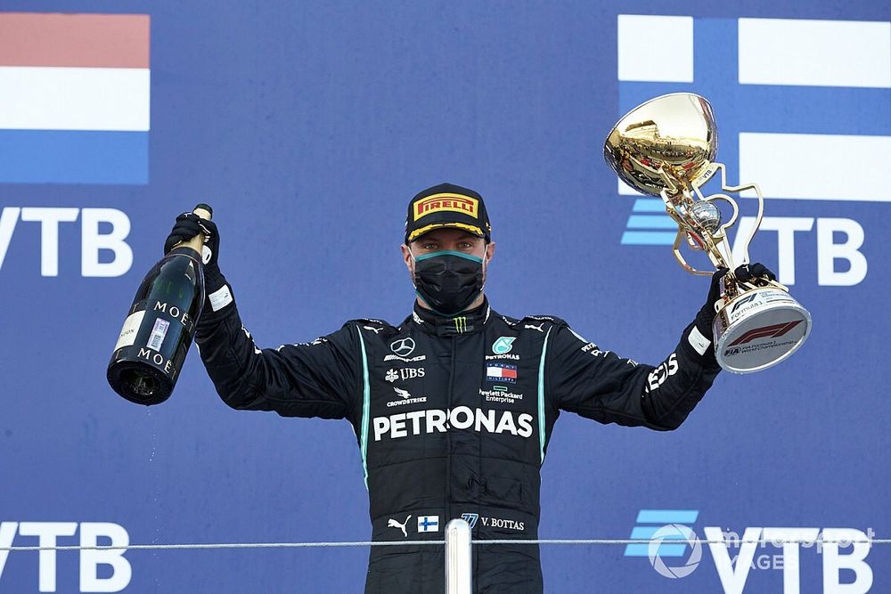 Valtteri Bottas, Mercedes-AMG F1, 1st position, with his trophy and Champagne