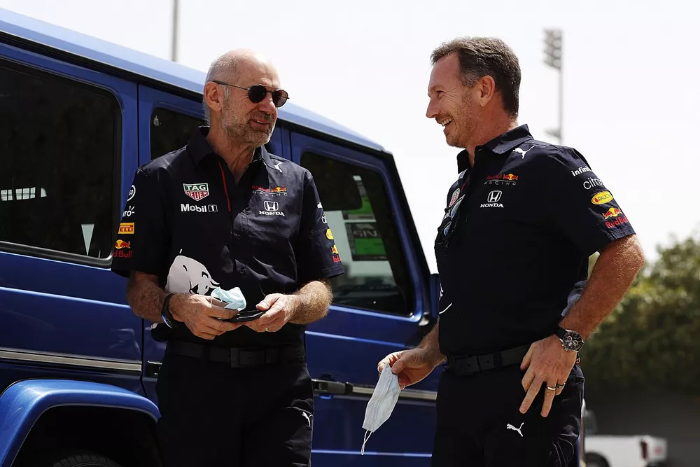 Adrian Newey, Chief Technical Officer, Red Bull Racing, and Christian Horner, Team Principal, Red Bull Racing 