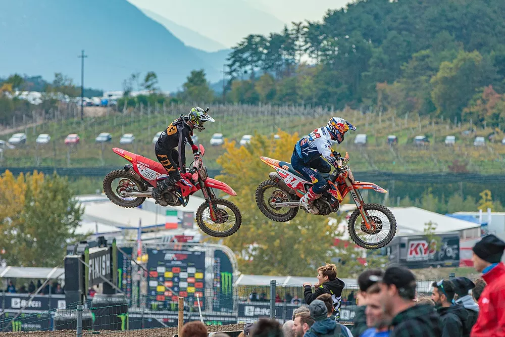 Tim Gajser, Team HRC, en Jeffrey Herlings, Red Bull KTM Factory Racing