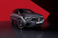 Dyskretne aktualizacje Mercedesa GLA 45 AMG