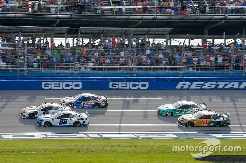 Chase Elliott, Hendrick Motorsports, Chevrolet Camaro Mountain Dew / Little Caesar's, Alex Bowman, Hendrick Motorsports, Chevrolet Camaro Nationwide, Ryan Preece, JTG Daugherty Racing, Chevrolet Camaro Kroger
