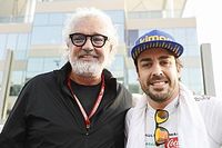 Briatore diz que se Ferrari quiser ser campeã "precisa trazer Alonso de volta"