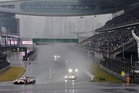 El Toyota de Alonso pierde en boxes una victoria que parec&iacute;a clara