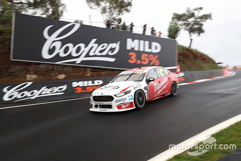 Bathurst 1000: Davison tops soaked opening practice
