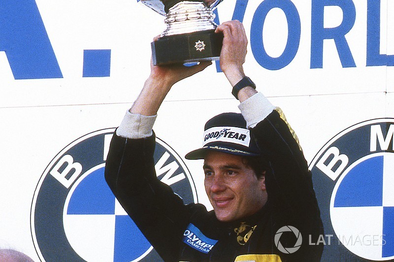GALERIA: A primeira vitória de Ayrton Senna na F1
