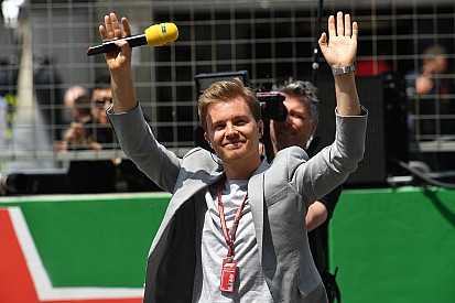 Bild: Хэмилтон потребовал, чтобы Росберга отстранили от интервью призеров Гран При Германии