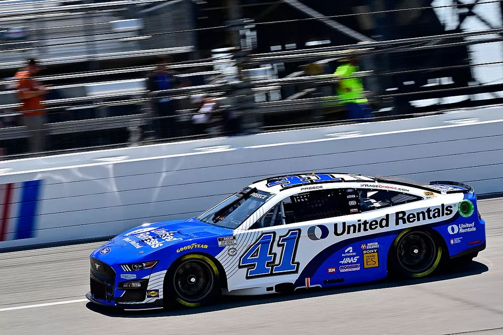 Ryan Preece, Stewart-Haas Racing, United Rentals Ford Mustang