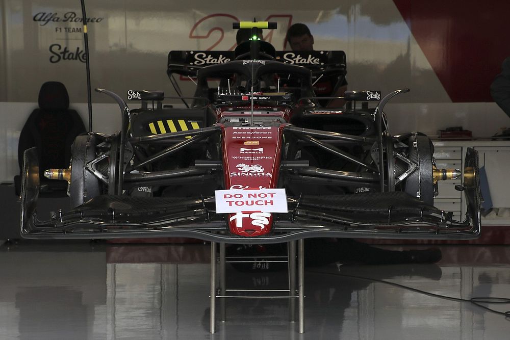 Alfa Romeo C43 detalle del frente 