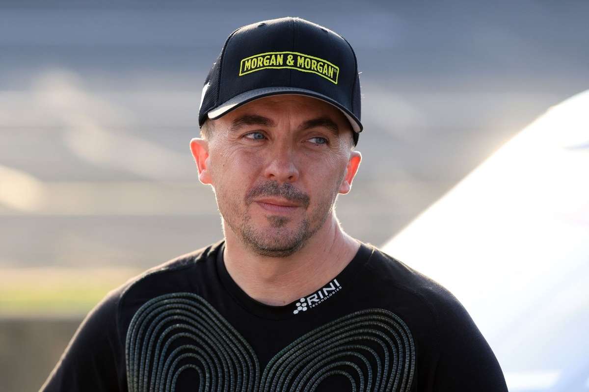Frankie Muniz injured in fall, will miss Darlington NASCAR Truck race