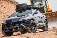 Este hombre vive en un Lamborghini Urus 'overlander'