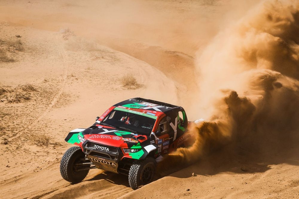 #201 Overdrive Racing Toyota Hilux Overdrive: Yazeed Al-Rajhi, Timo Gottschalk