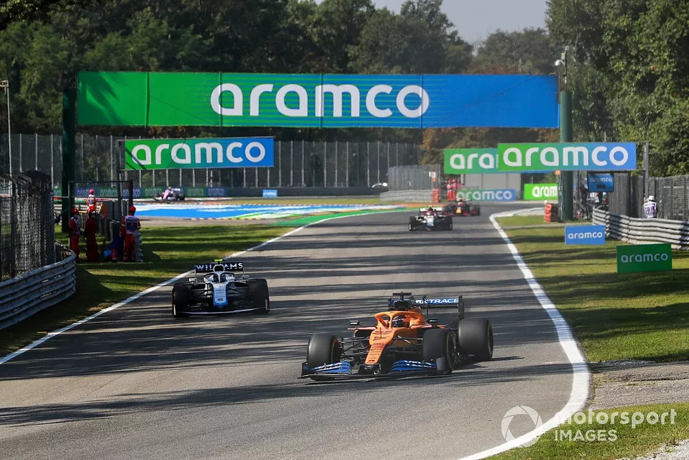Carlos Sainz Jr., McLaren MCL35 