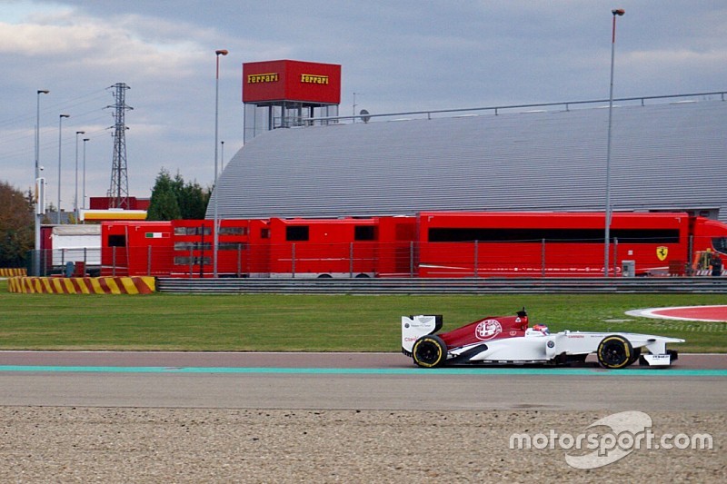 Tatiana Calderón completó 90 vueltas en el Sauber C32 en Fiorano