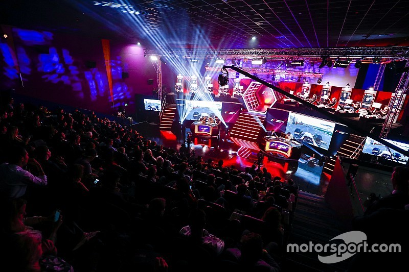 Leigh üst üste ikinci kez eSports şampiyonu oldu, Mercedes takımlar şampiyonluğuna ulaştı