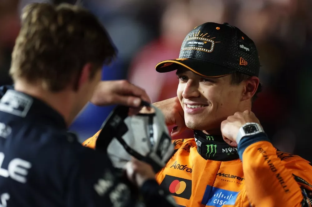 Lando Norris, McLaren, Max Verstappen, Red Bull Racing
