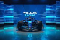 Albon warns Williams F1 has "long road ahead" to recover