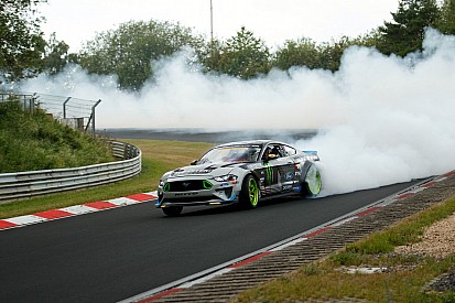 Ford Mustang став першим в історії автомобілем, що пройшов Нордшляйфе у дріфті