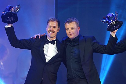 Kimi Räikkönen, star de la cérémonie FIA