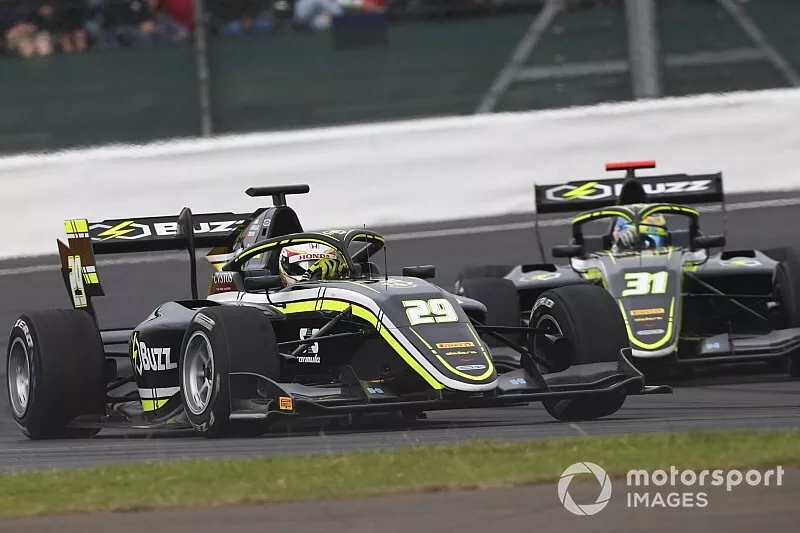 Teppei Natori, Carlin Buzz Racing and Logan Sargeant, Carlin Buzz Racing 