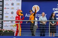 Pourchaire po raz trzeci wraca do McLarena