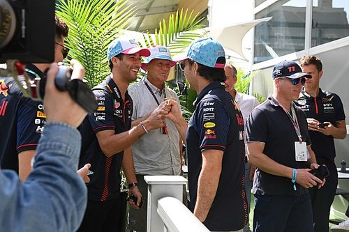 Jordan: Ricciardo no har&iacute;a lo que Checo P&eacute;rez hace con Red Bull