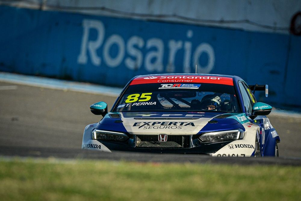 Tiago Pernía