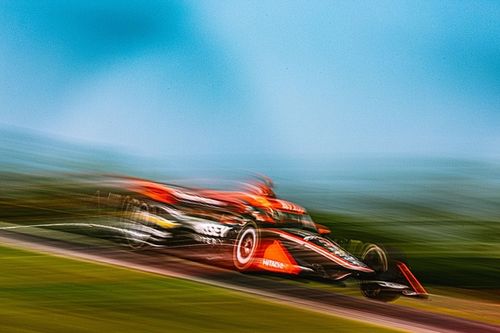 El viernes de la IndyCar en Iowa es cancelado por alerta de tornado