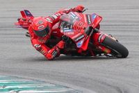 Márquez tuvo su primera caída con la Ducati oficial de MotoGP