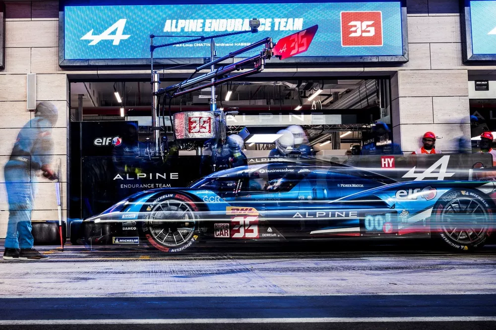 #35 Alpine Endurance Team Alpine A424: Paul-Loup Chatin, Ferdinand Habsburg, Charles Milesi
