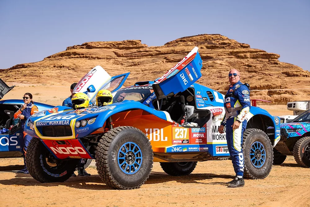 #237 Coronel Dakar Team Century CR7-T: Tim Coronel, Tom Coronel