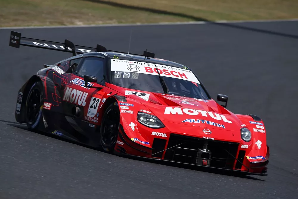 #23 MOTUL AUTECH Z