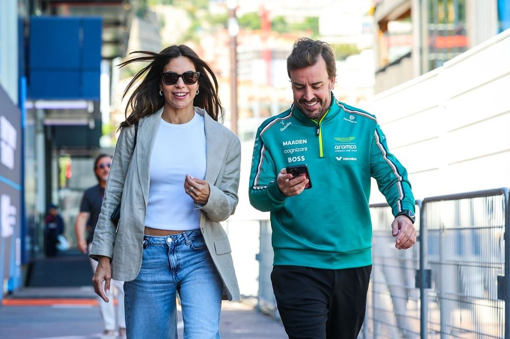 Fernando Alonso, Aston Martin F1 Team, Melissa Jimenez